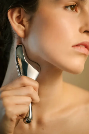 Hadaka Sōleil solar Powered Microcurrent Gua Sha Facial Sculptor