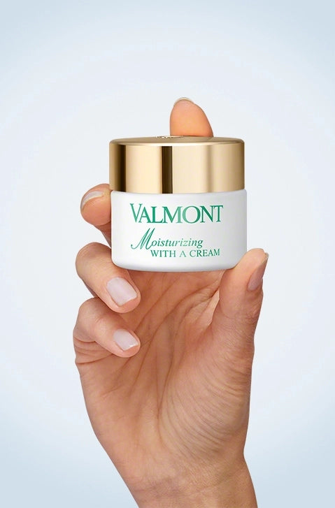 Moisturizing With A Cream 50ml